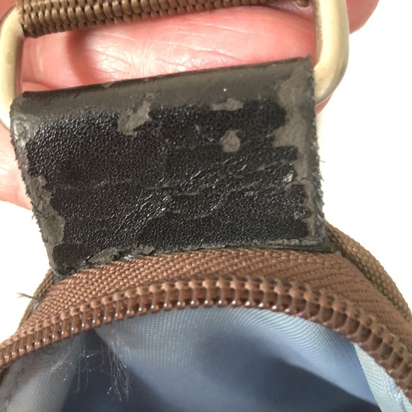 1 Baggallini, 1 Travelon, 1 Oulilai - Picture 6 of 16